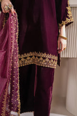 Baroque Embroidered Velvet 3piece suit - 33032