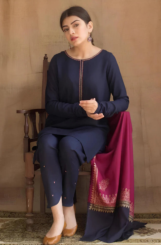 KP505-WINTER 3PC Dhanak suit with Embroidered Shawll