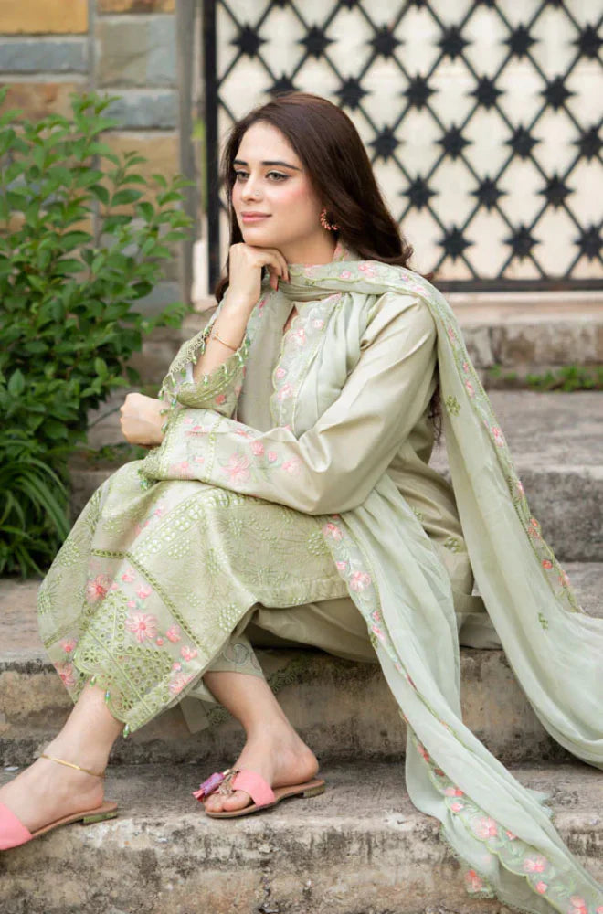 KP1062 - Bareeze 3PC Lawn Embroidered Suit