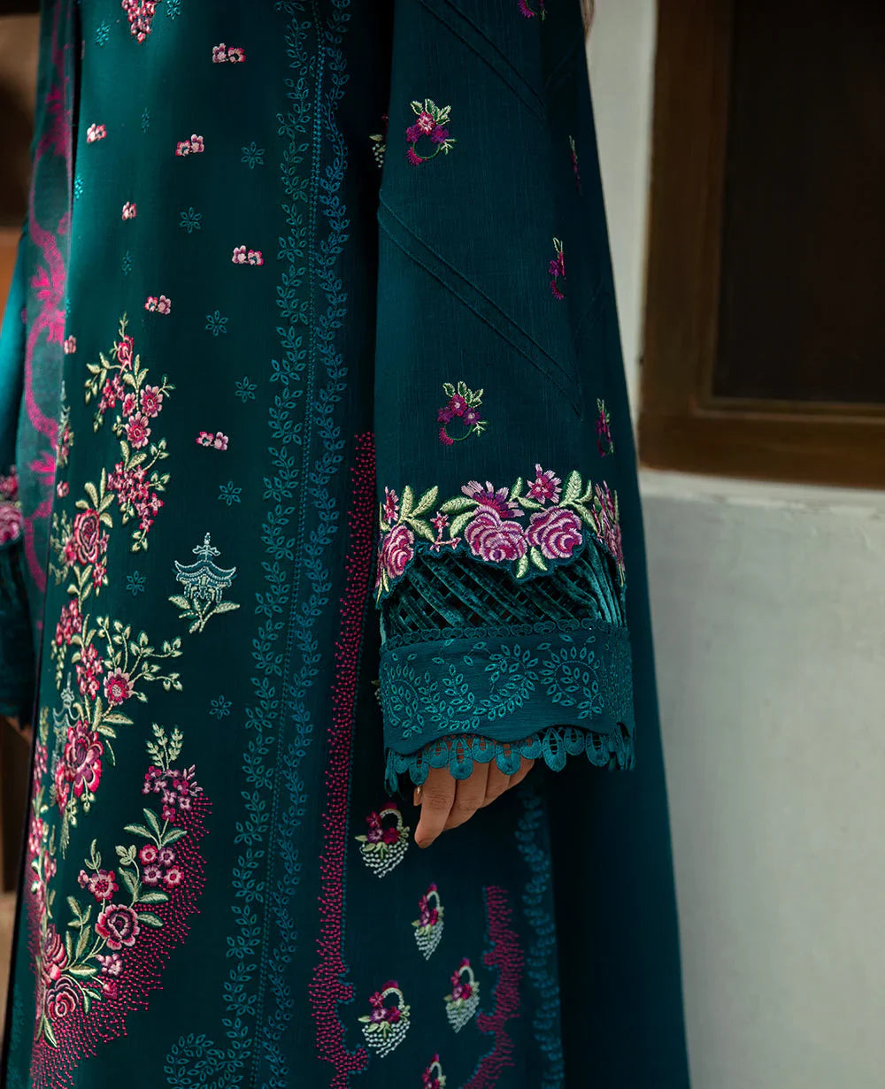 Sobia Nazir - Winter 3PC Dhanak Embroidered Suit - kp3345