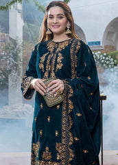 kp404-Embroidered Velvet Three piece With Velvet Shawl Winter Collection